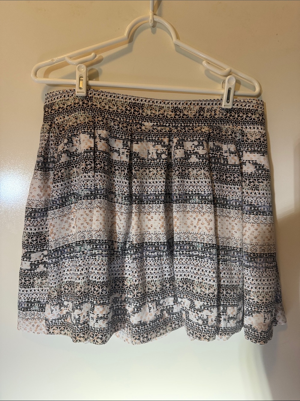 BCBG shorts/skirt